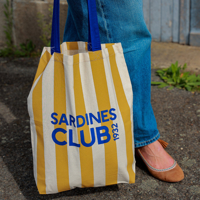 De draagtas « Sardines Club »
